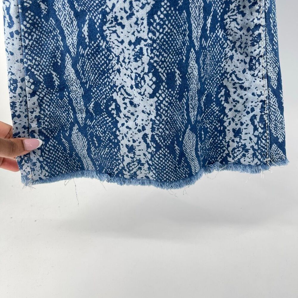 Fashion Nova Valentina High Rise Snake Print Flare Jeans Blue Wash Size 20 - Picture 8 of 16